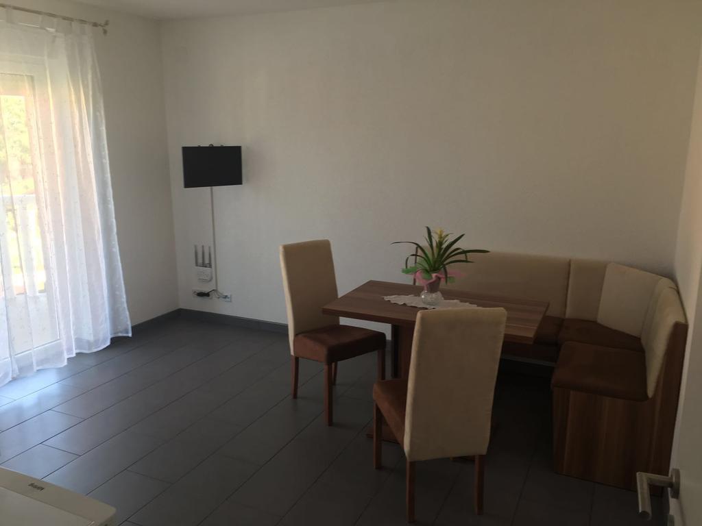 Apartments Barbic Umag Exterior photo